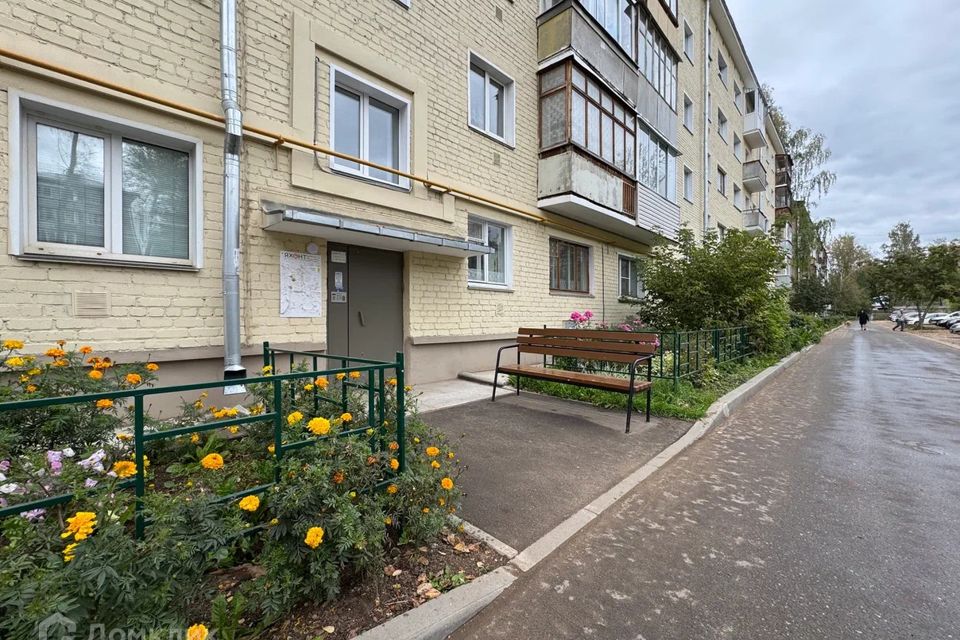 Продаётся 2-комнатная квартира, 47.2 м²