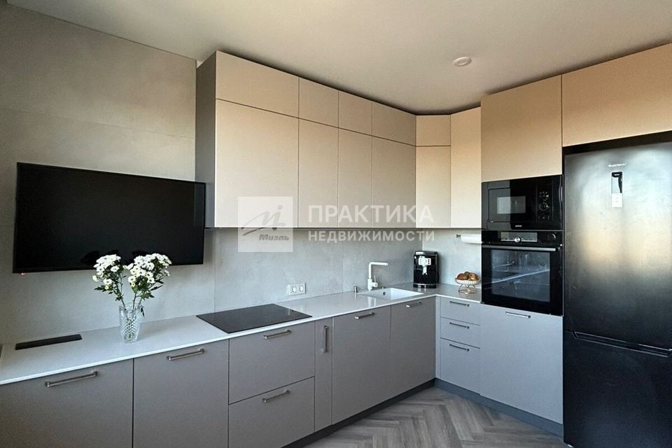 Продаётся 2-комнатная квартира, 61.6 м²