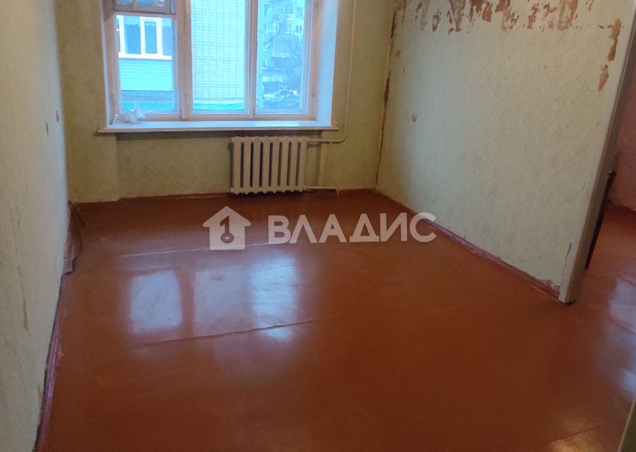 Продаётся 3-комнатная квартира, 49.8 м²