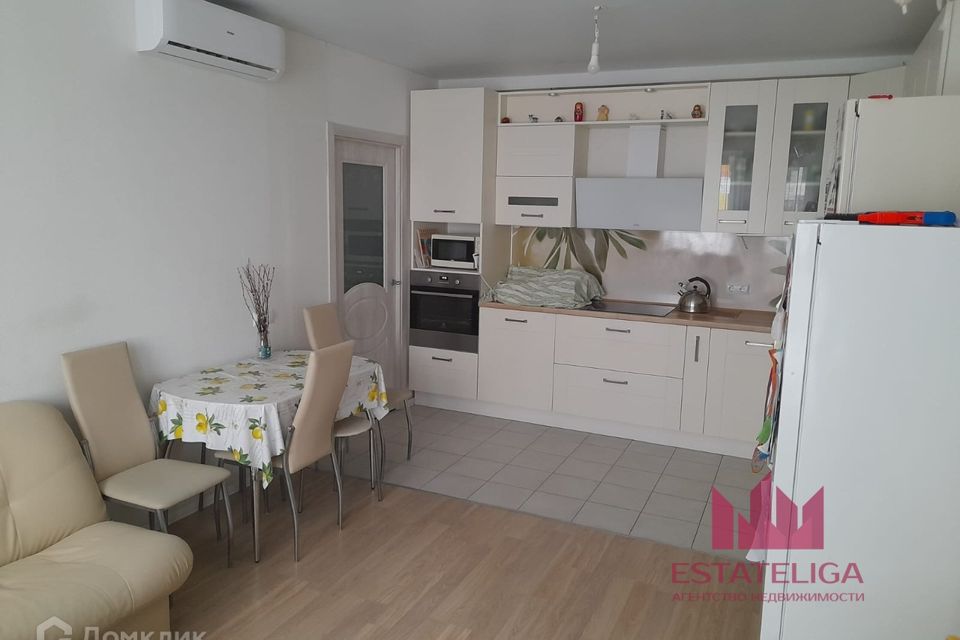 Продаётся 2-комнатная квартира, 61.1 м²