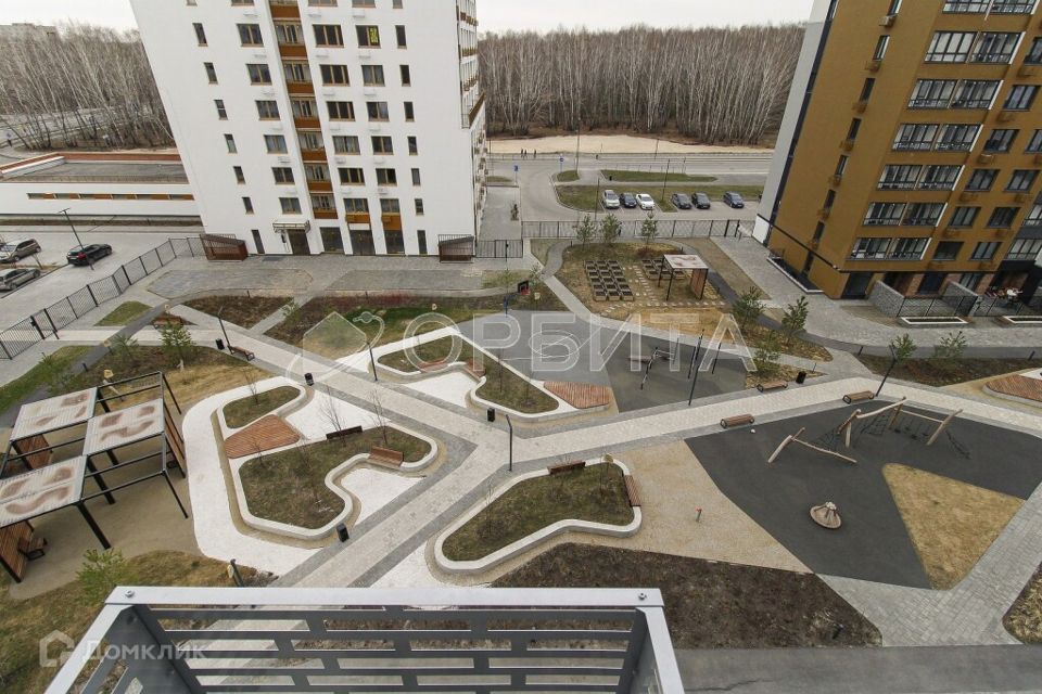 Продаётся 2-комнатная квартира, 65.4 м²