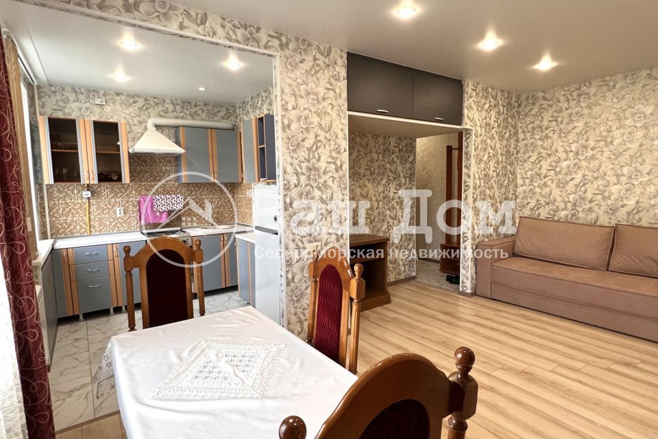 Сдаётся 2-комнатная квартира, 40 м²