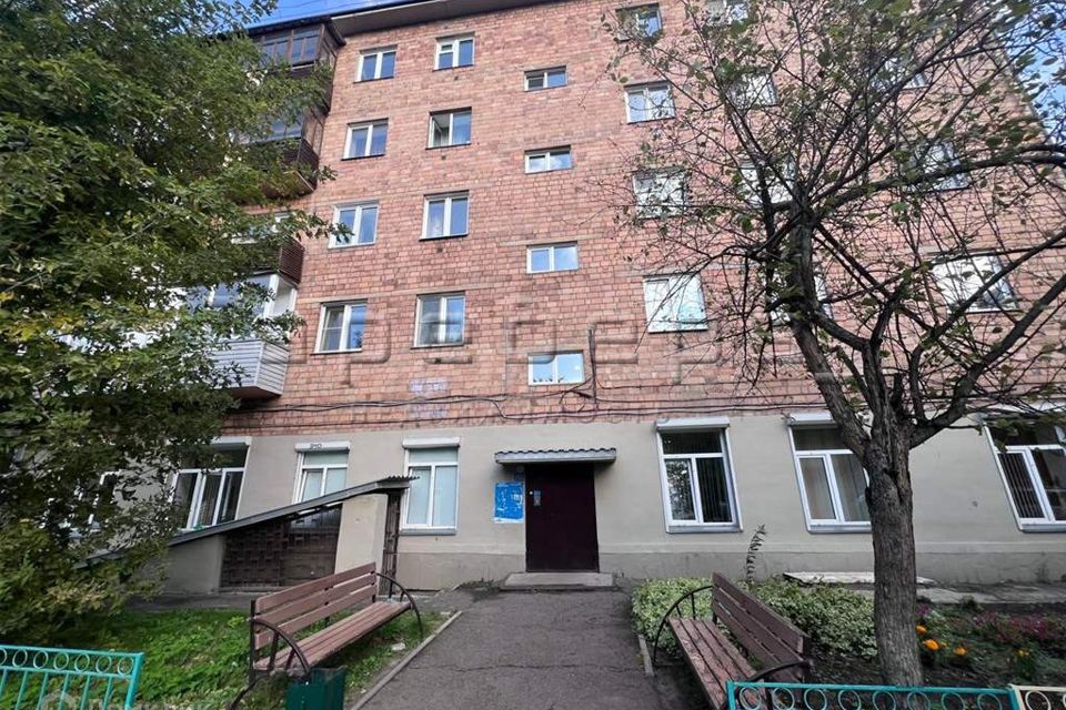 Продаётся 3-комнатная квартира, 61.6 м²