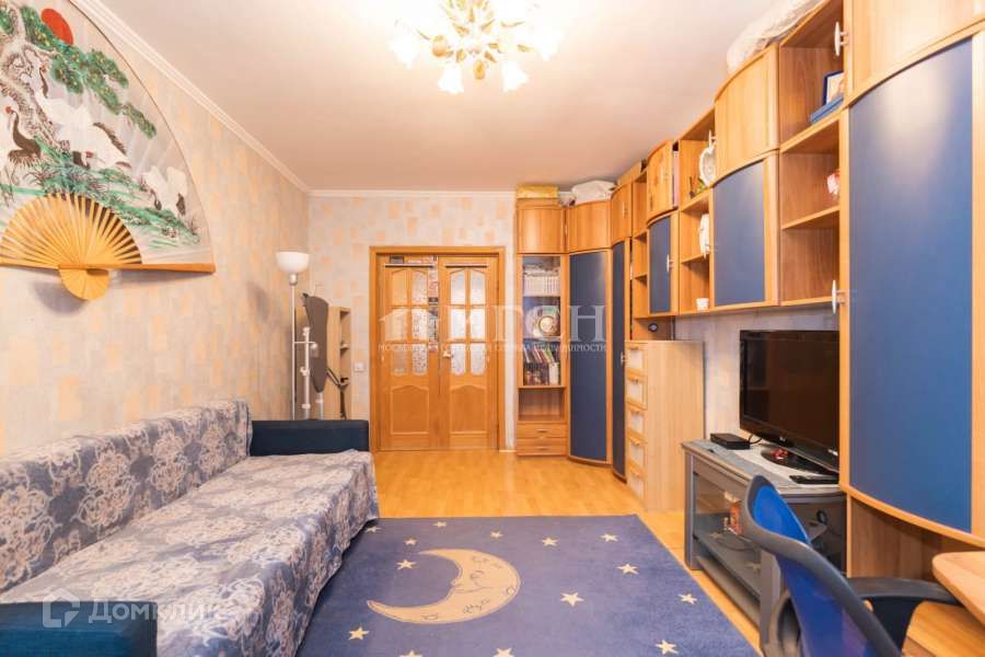 Продаётся 4-комнатная квартира, 95 м²