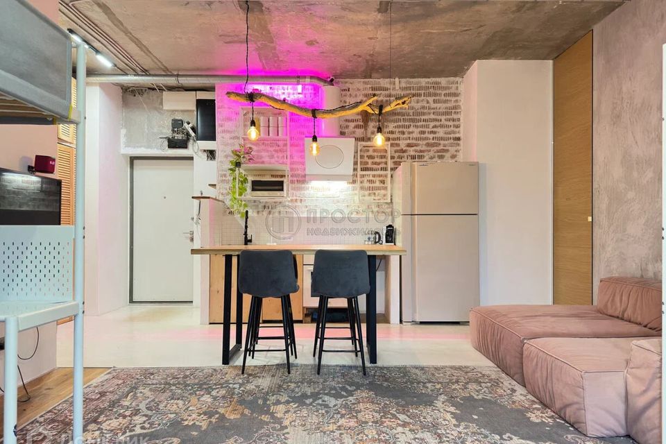 Продаётся 2-комнатная квартира, 69 м²