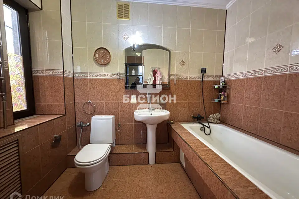 Продаётся 2-этажный дом, 236.9 м²