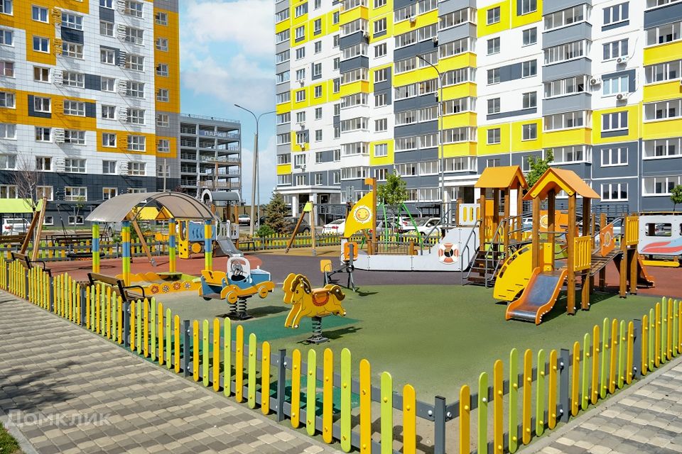 Продаётся 2-комнатная квартира, 50.75 м²