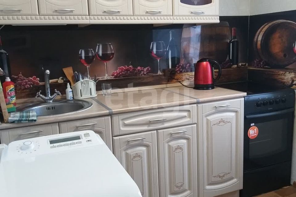 Сдаётся 3-комнатная квартира, 58 м²