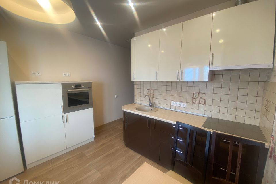 Продаётся 1-комнатная квартира, 44.4 м²