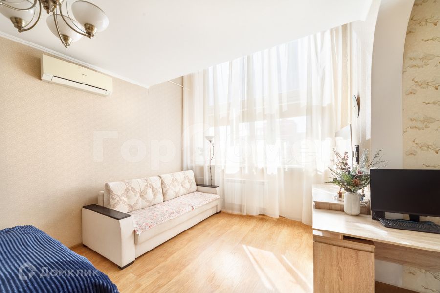 Продаётся 1-комнатная квартира, 44 м²