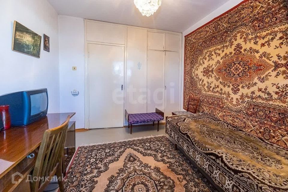 Продаётся 3-комнатная квартира, 65.4 м²