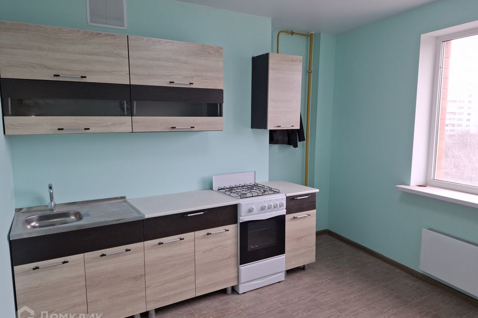 Продаётся 1-комнатная квартира, 41.8 м²