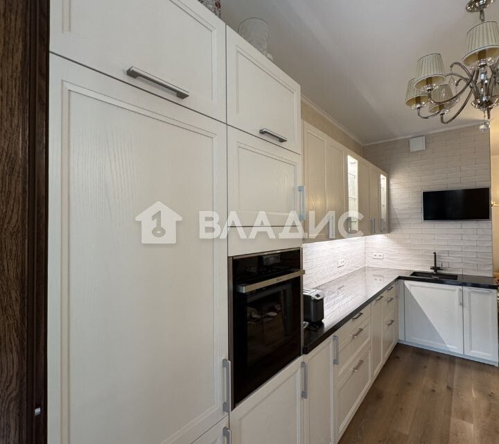 Продаётся 3-комнатная квартира, 64.8 м²