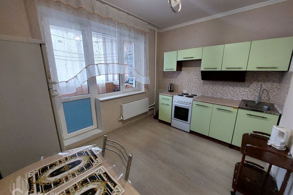 Сдаётся 2-комнатная квартира, 65 м²