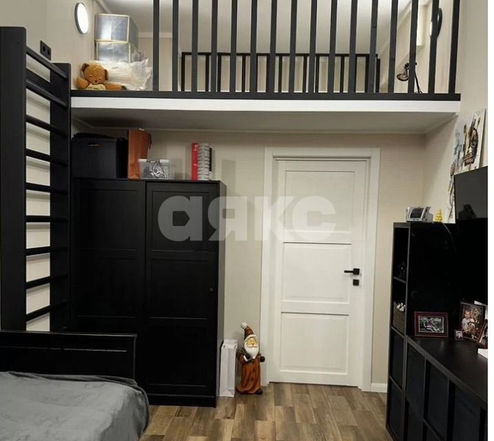 Продаётся 1-комнатная квартира, 47 м²
