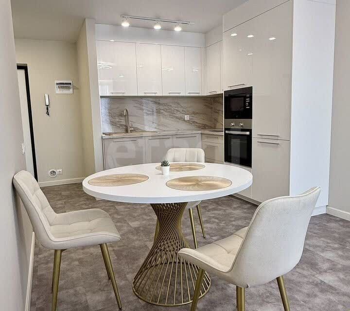 Продаётся 1-комнатная квартира, 40 м²