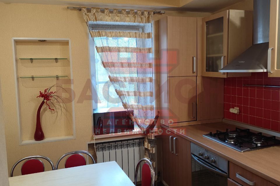 Продаётся 3-комнатная квартира, 69.5 м²