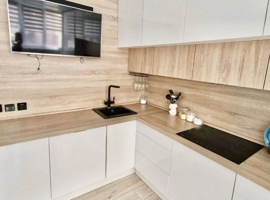 Продаётся 2-комнатная квартира, 61.4 м²