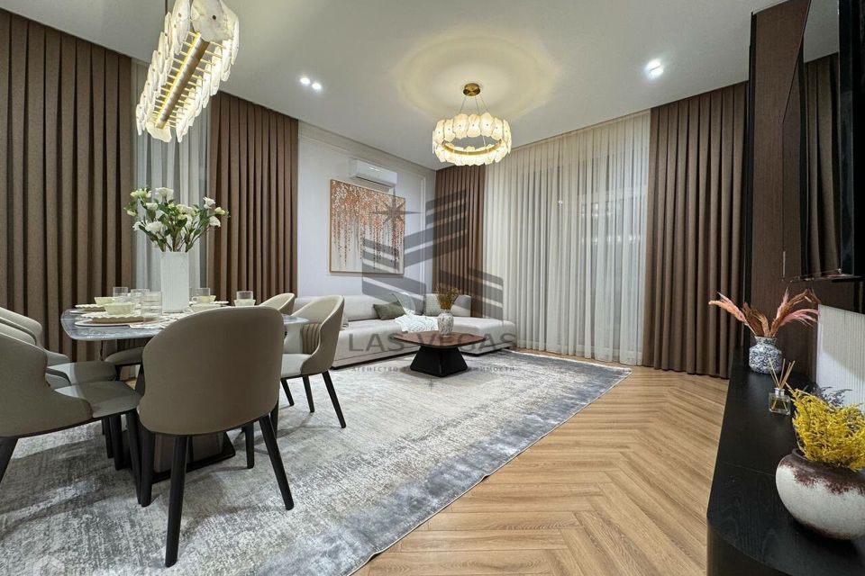 Сдаётся 4-комнатная квартира, 123 м²