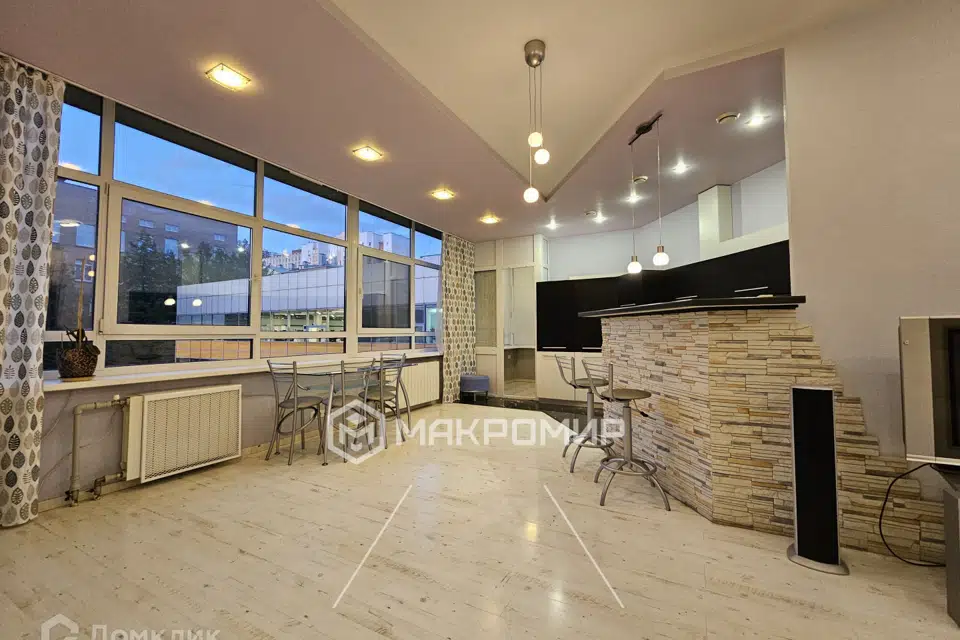 Продаётся 3-комнатная квартира, 88 м²