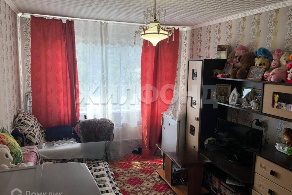 Продаётся 3-комнатная квартира, 60.5 м²