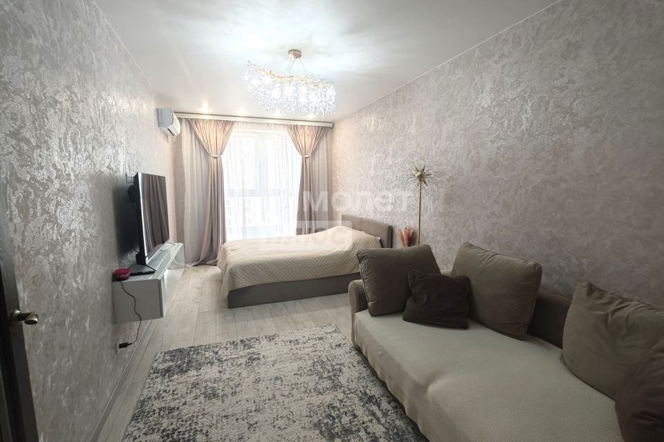 Продаётся 1-комнатная квартира, 37.9 м²
