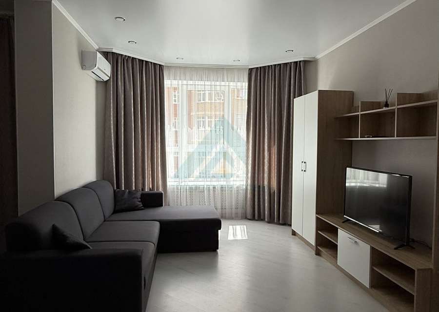 Продаётся 1-комнатная квартира, 37 м²