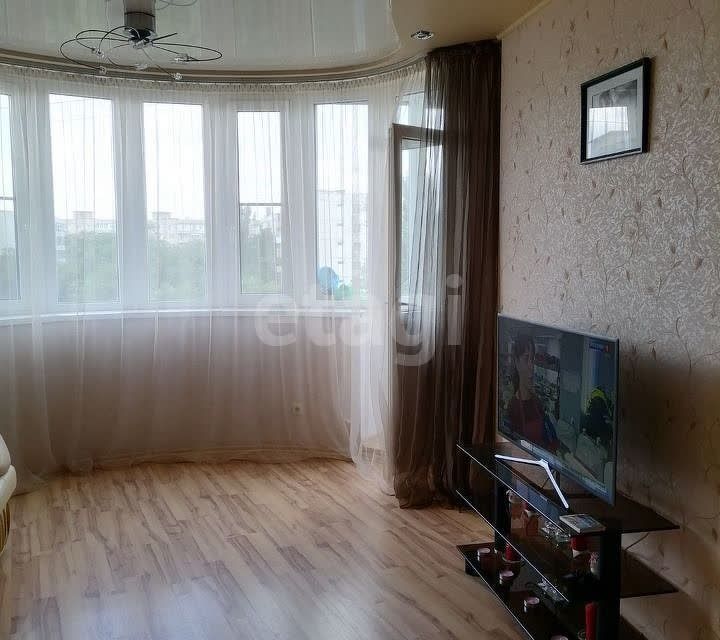 Продаётся 3-комнатная квартира, 98 м²