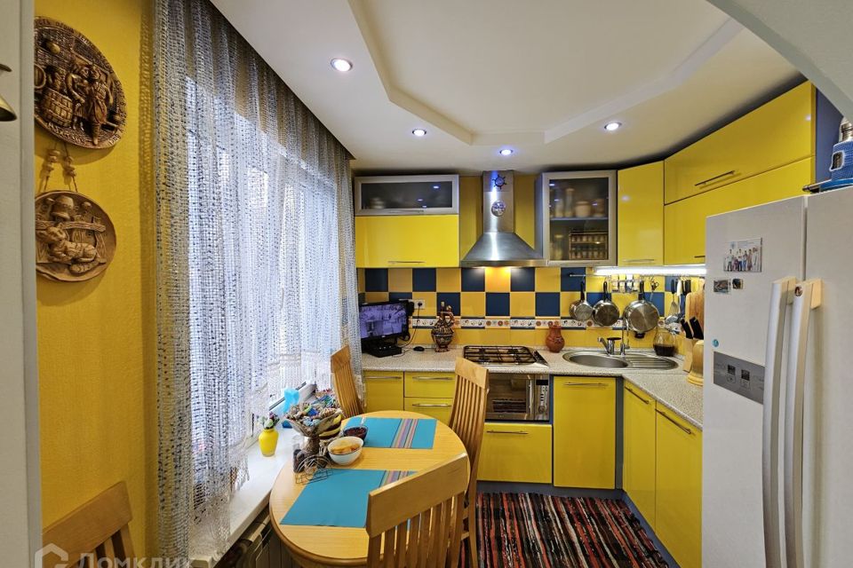 Продаётся 3-комнатная квартира, 62.8 м²