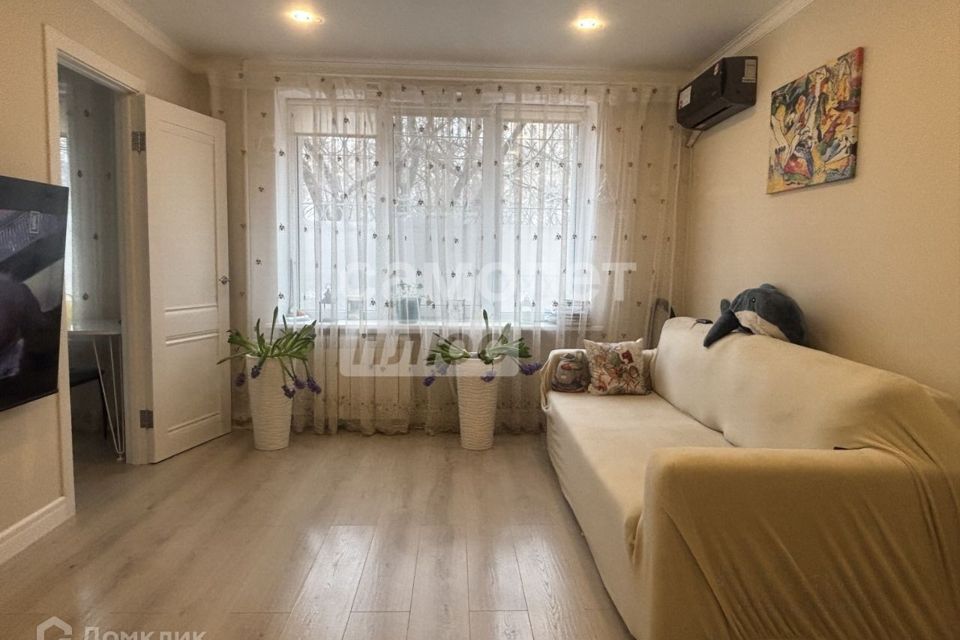 Продаётся 1-комнатная квартира, 32 м²