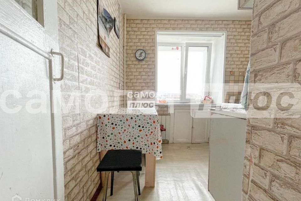 Продаётся 3-комнатная квартира, 51.9 м²