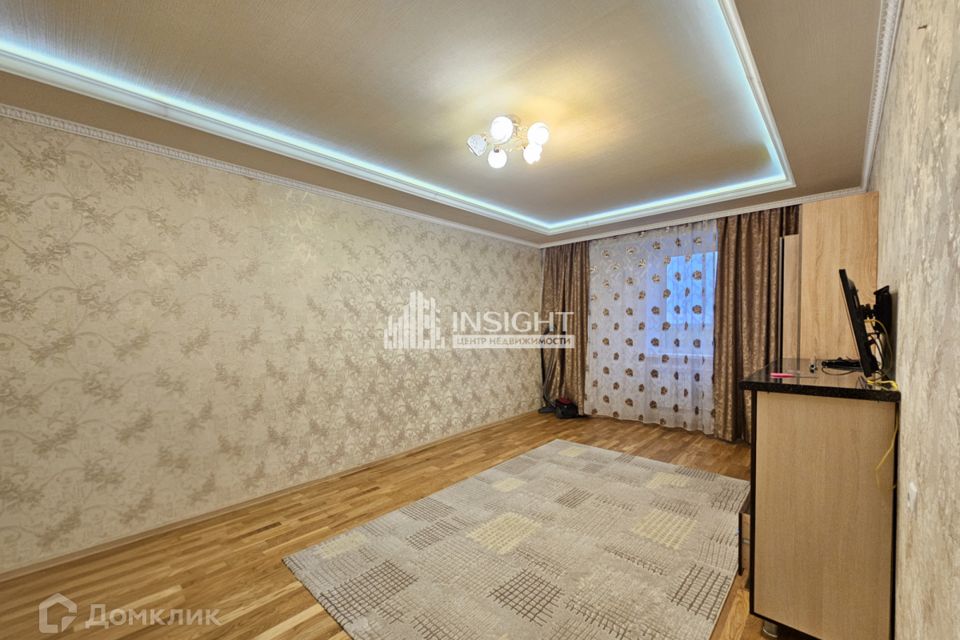 Продаётся 1-комнатная квартира, 37.7 м²