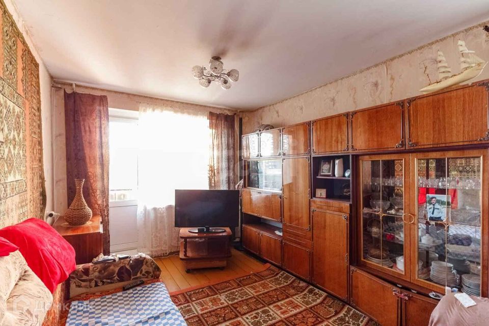 Продаётся 3-комнатная квартира, 57.3 м²