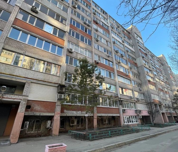 Продаётся 1-комнатная квартира, 43.7 м²