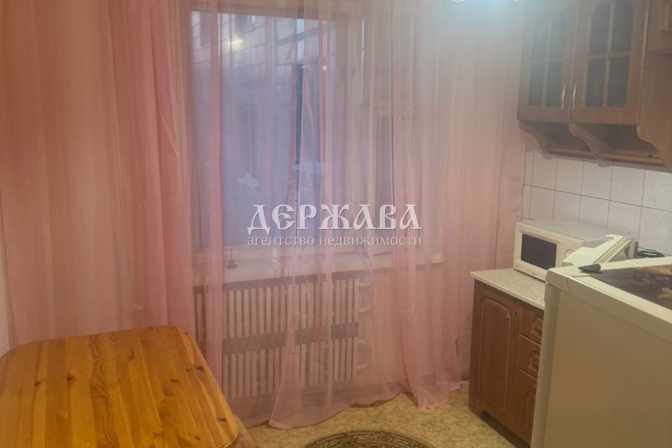 Сдаётся 3-комнатная квартира, 65 м²