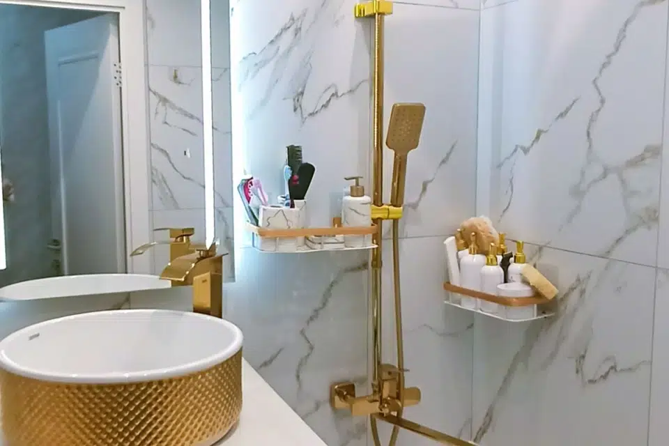 Продаётся 3-комнатная квартира, 45.8 м²