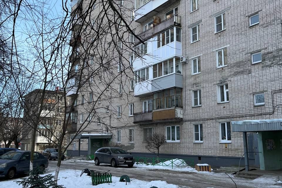 Продаётся 3-комнатная квартира, 57.4 м²