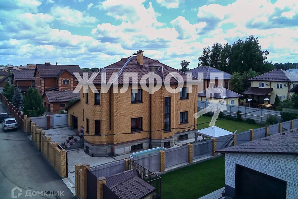Коттедж краснообск. Марусино коттеджи. Новосибирск 4-й гранатовый переулок. Марусино новосибирск. Недвижимость новосибирска коттеджи.