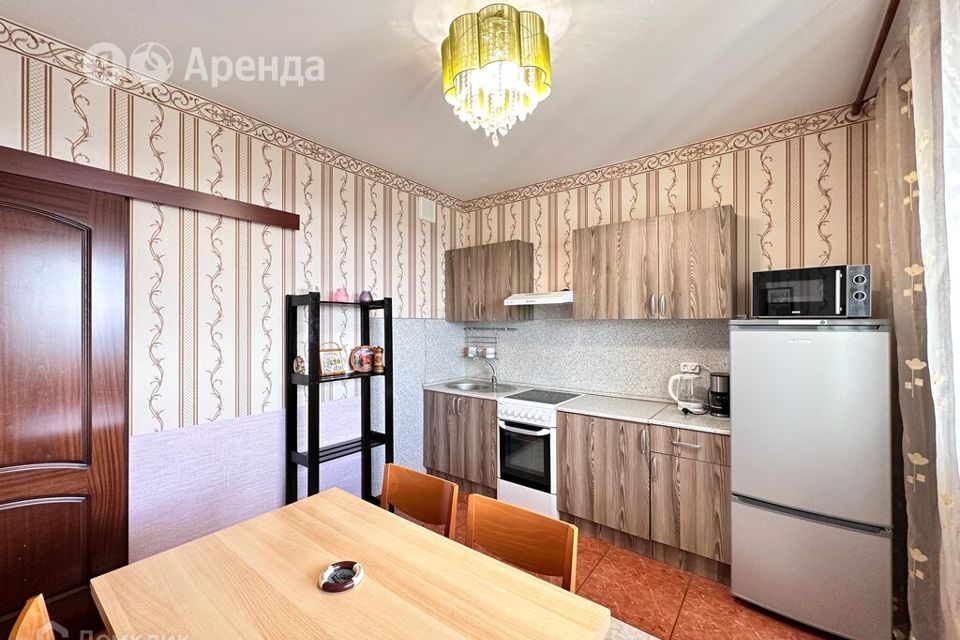 Сдаётся 1-комнатная квартира, 42 м²