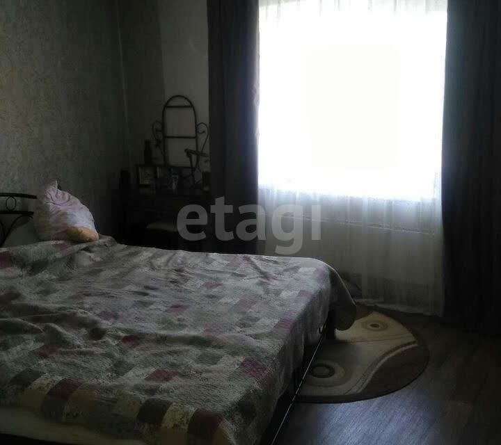 Продаётся 1-комнатная квартира, 46 м²