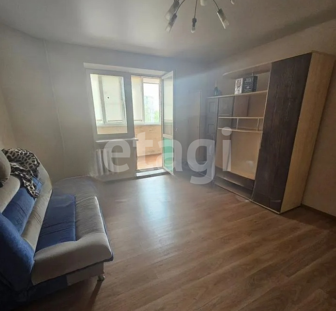 Продаётся 1-комнатная квартира, 42.4 м²