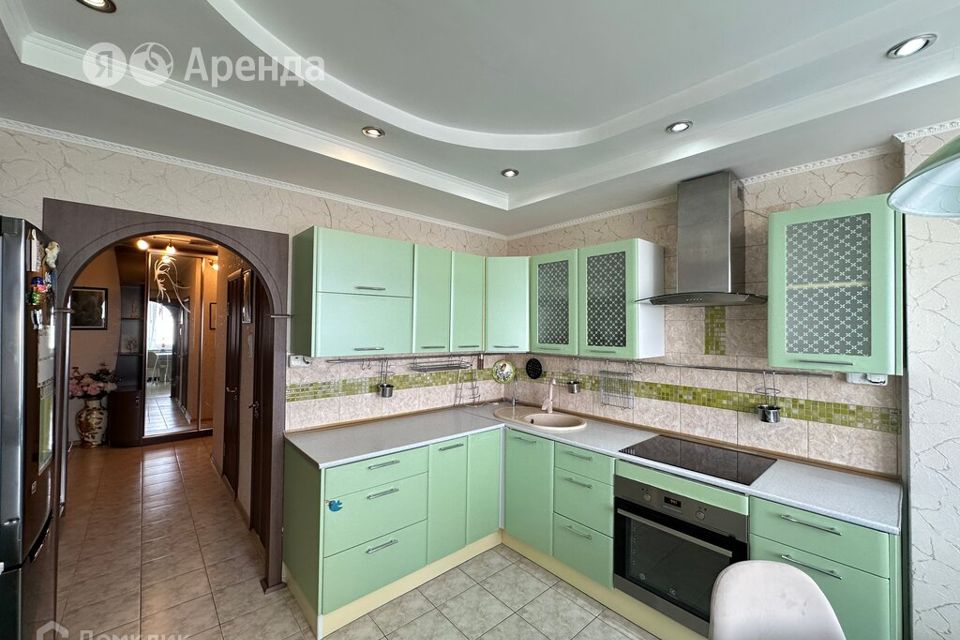 Сдаётся 2-комнатная квартира, 58 м²