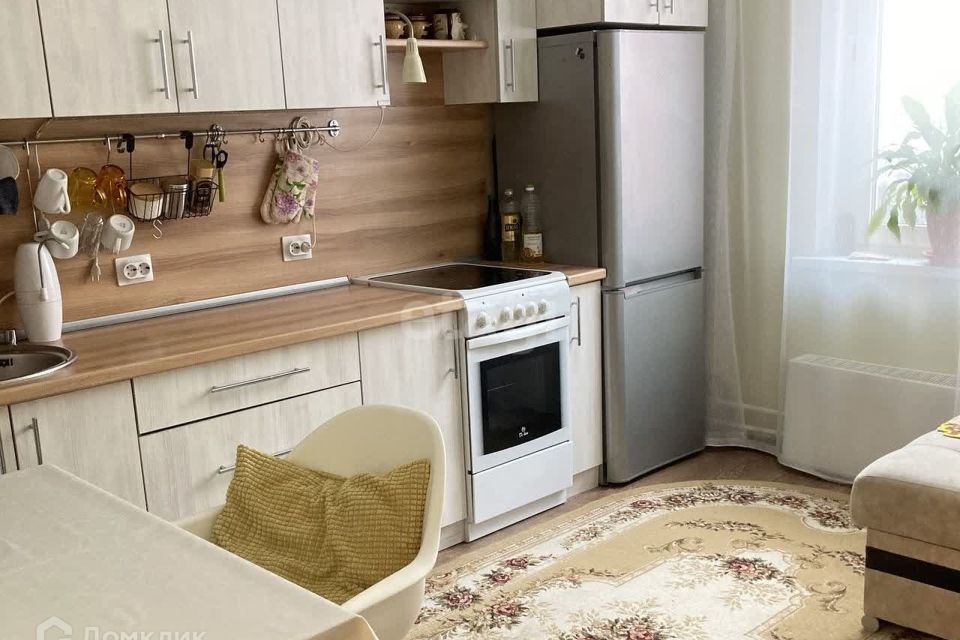 Продаётся 1-комнатная квартира, 47.6 м²