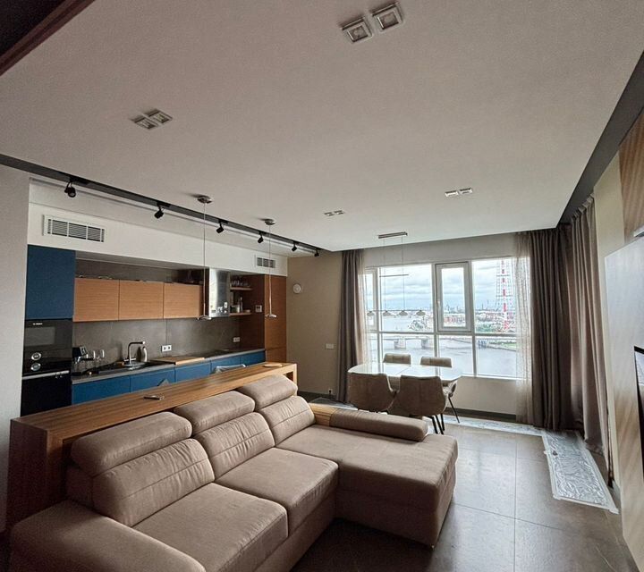 Сдаётся 2-комнатная квартира, 70 м²