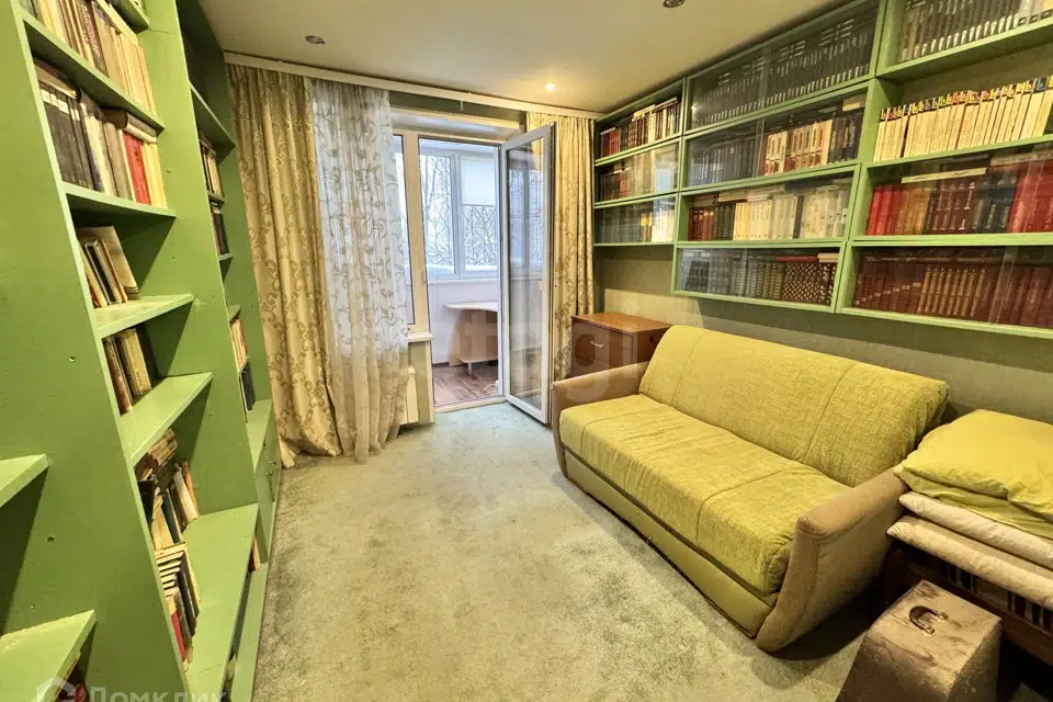 Продаётся 3-комнатная квартира, 51.4 м²