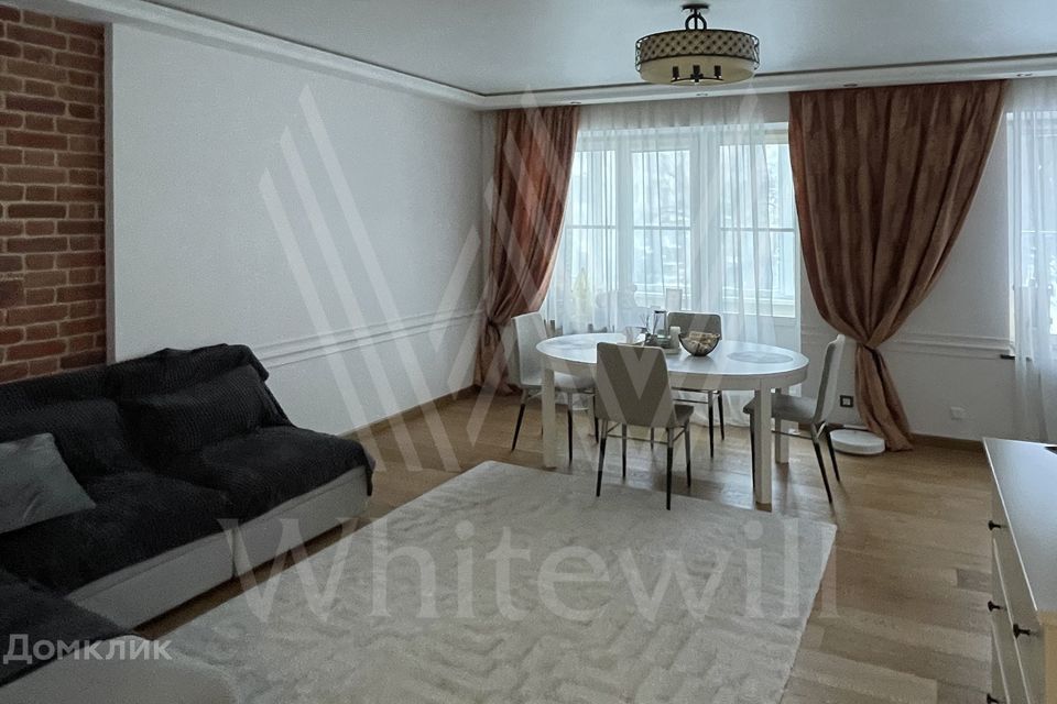 Продаётся 6-комнатная квартира, 145 м²