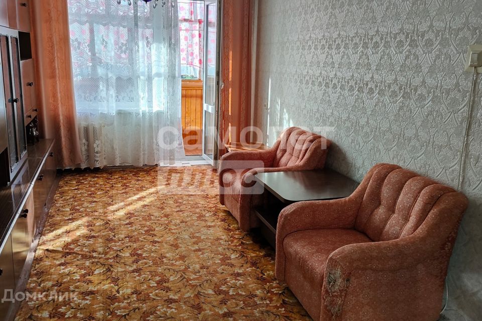 Продаётся 3-комнатная квартира, 57.8 м²