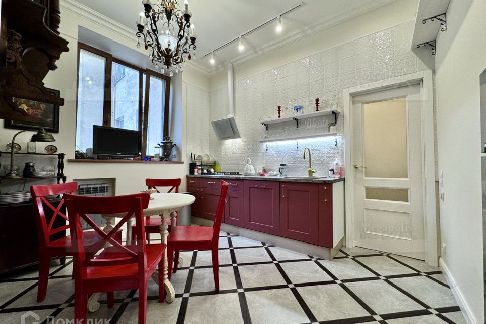 Сдаётся 4-комнатная квартира, 92 м²