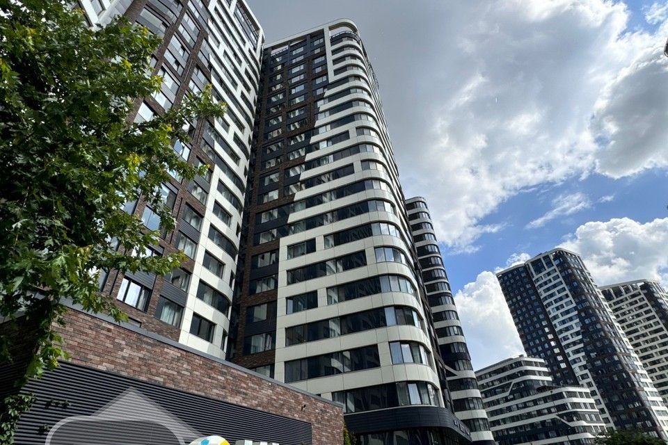 Продаётся 1-комнатная квартира, 39.4 м²