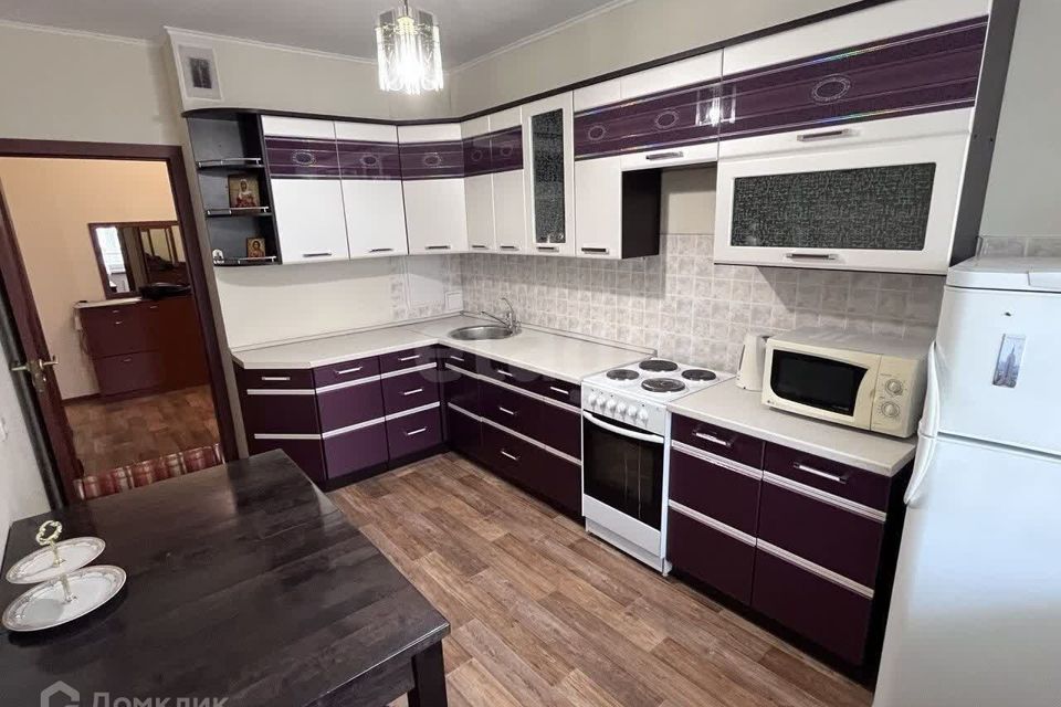 Сдаётся 2-комнатная квартира, 59.6 м²